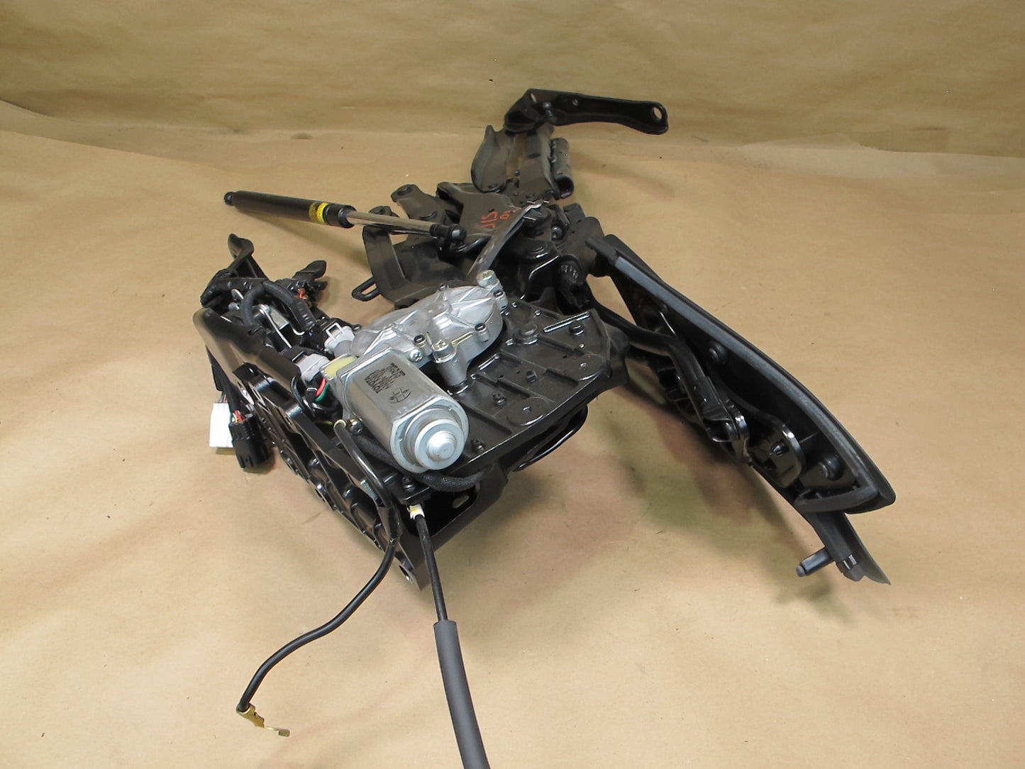 10-15 Lexus IS250 IS350 Convertible Rear Left Trunk Lid Hinge w Motor OEM