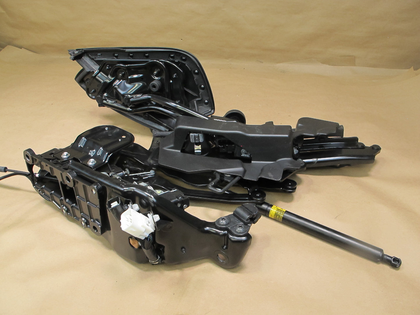 10-15 Lexus IS250 IS350 Convertible Rear Left Trunk Lid Hinge w Motor OEM