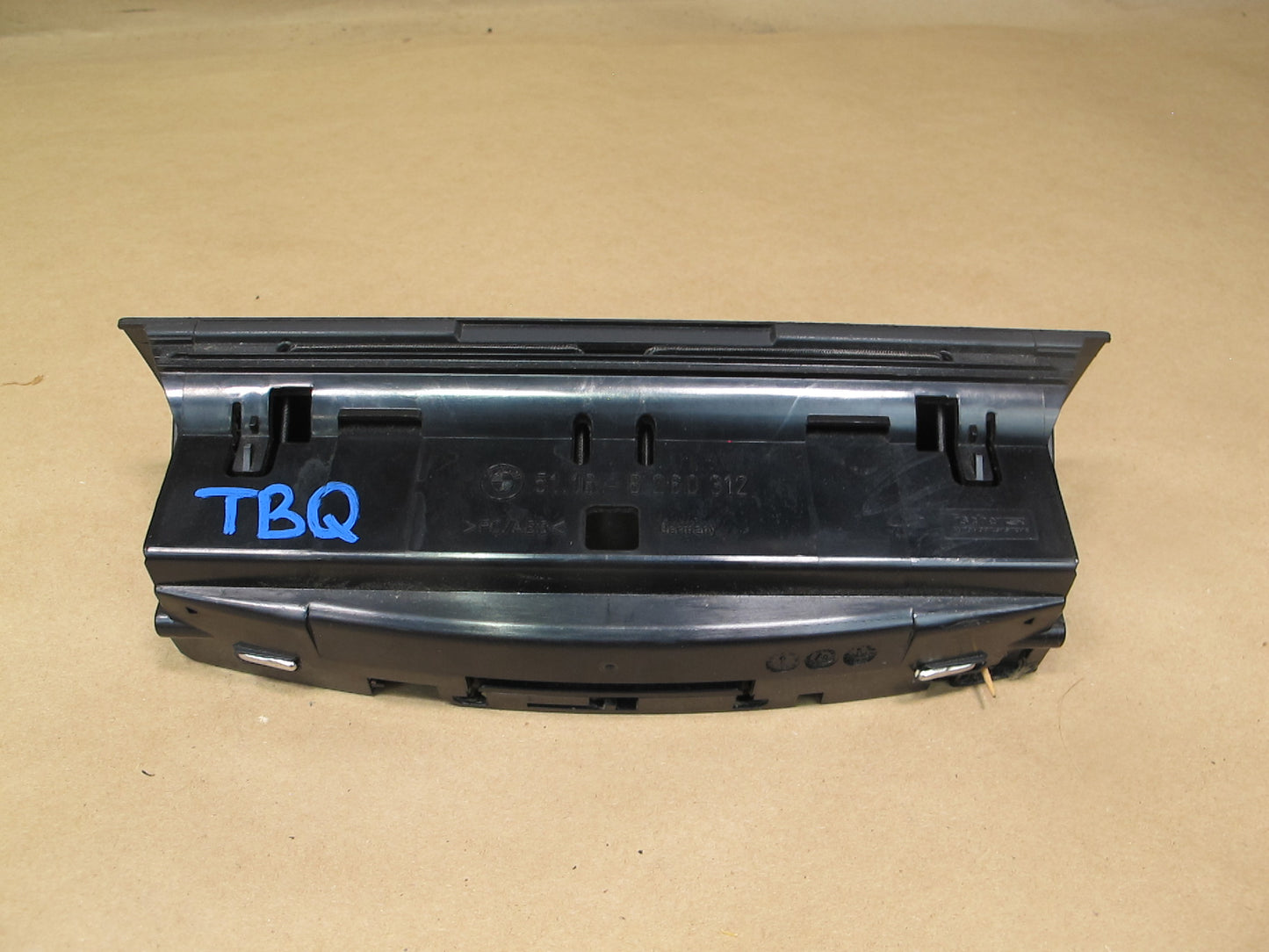 01-06 BMW E46 3-SERIES Front Center Console Glasses Tray Storage 8260312 OEM