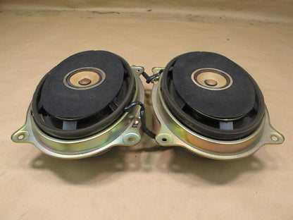 01-05 Lexus JCE10 IS300 Set of 2 Rear Deck Left Right Speaker 86160-53110 OEM