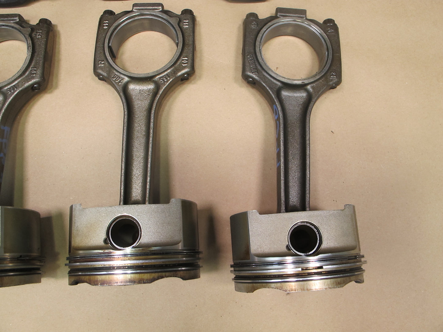 2003-2006 Porsche Cayenne 955 Turbo M48.50 Engine Piston Connecting Rod Set of 8