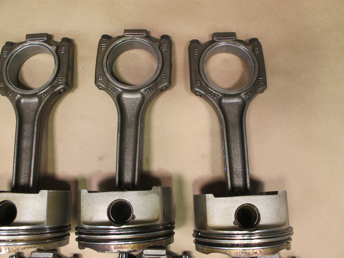 2003-2006 Porsche Cayenne 955 Turbo M48.50 Engine Piston Connecting Rod Set of 8