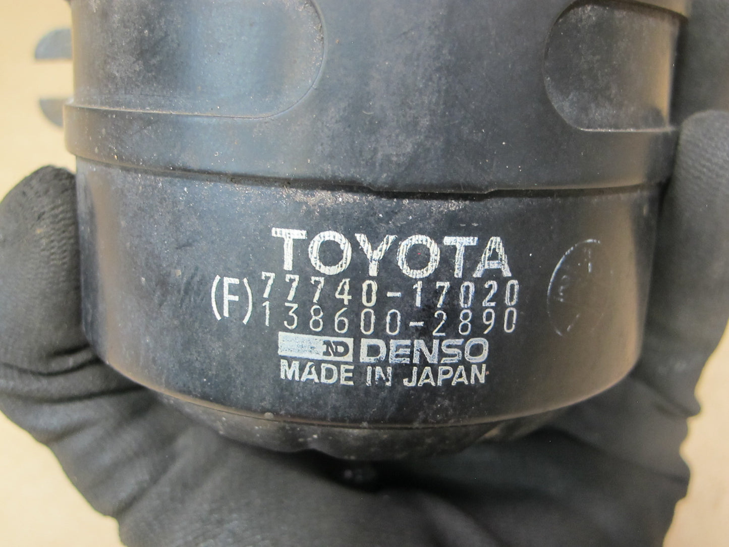 91-92 Toyota SW21L MR2 2.2L Fuel Evap Vapor Charcoal Canister 77740-17020 OEM