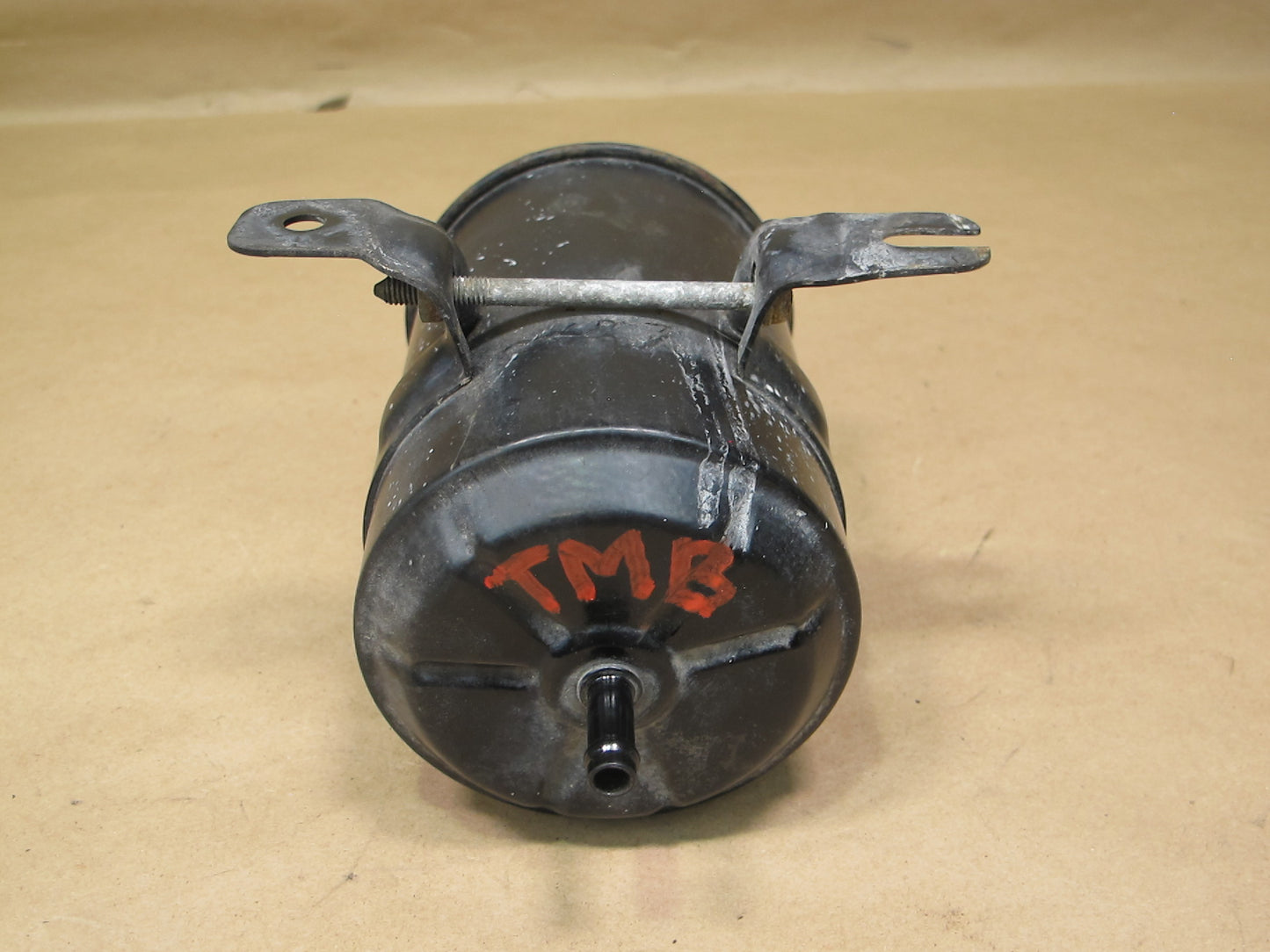 91-92 Toyota SW21L MR2 2.2L Fuel Evap Vapor Charcoal Canister 77740-17020 OEM