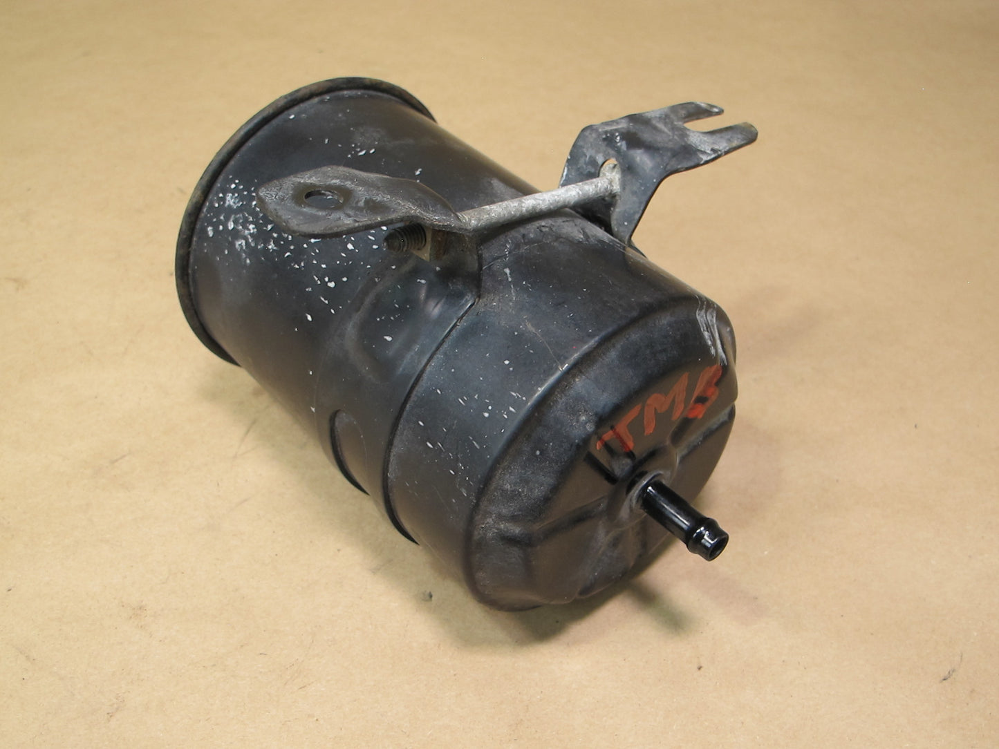 91-92 Toyota SW21L MR2 2.2L Fuel Evap Vapor Charcoal Canister 77740-17020 OEM