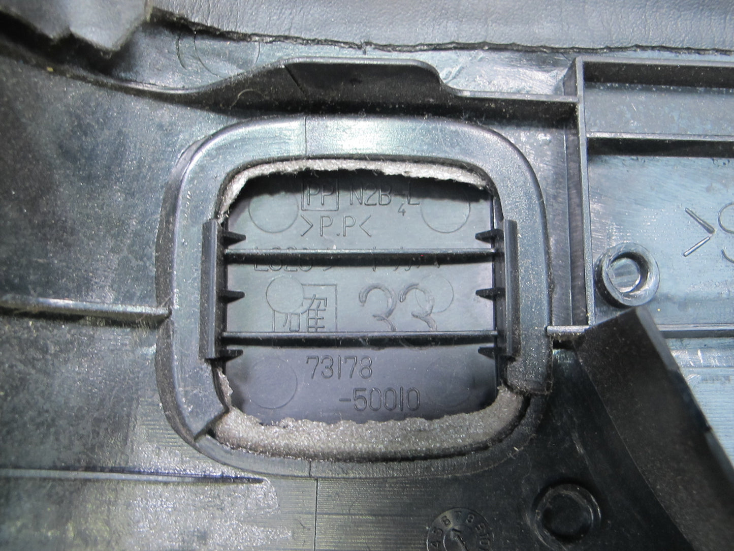 98-00 Lexus UCF20L LS400 Front  Right Seat Adjust Trim Cover Panel OEM