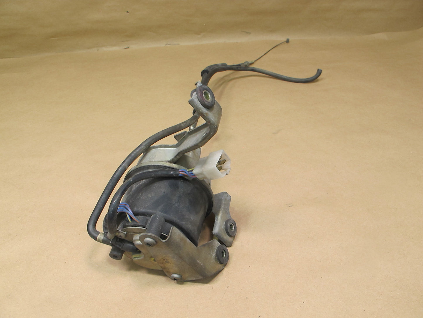89-91 Mazda FC3S RX7 Cruise Control Servo Actuator X4T15176 OEM