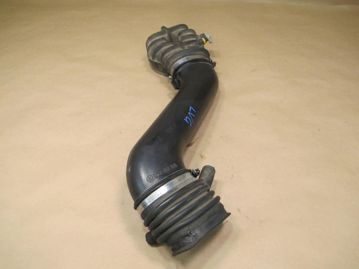 85-89 Volkswagen VW Cabriolet Air Intake Tube w Elbow Corner Boot OEM