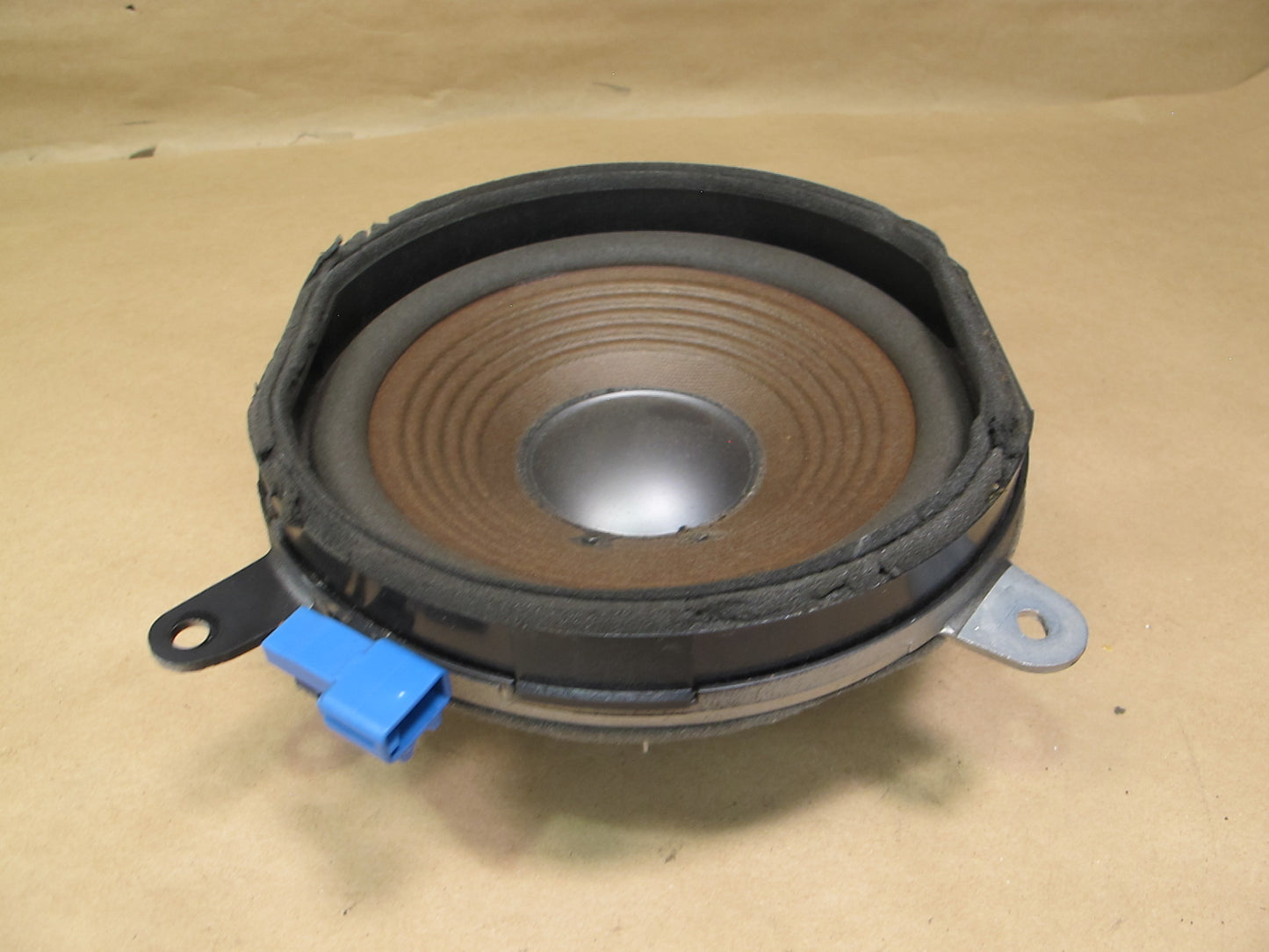 95-00 Lexus UCF20L LS400 Rear Subwoofer Speaker OEM