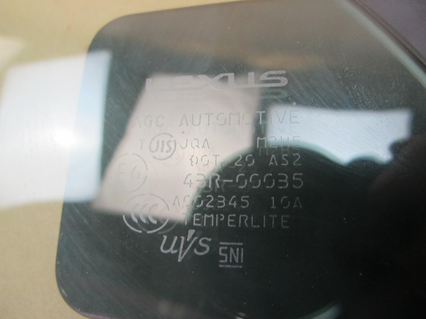 10-15 Lexus IS250 IS350 Convertible Rear Left Side Quarter Window Glass OEM