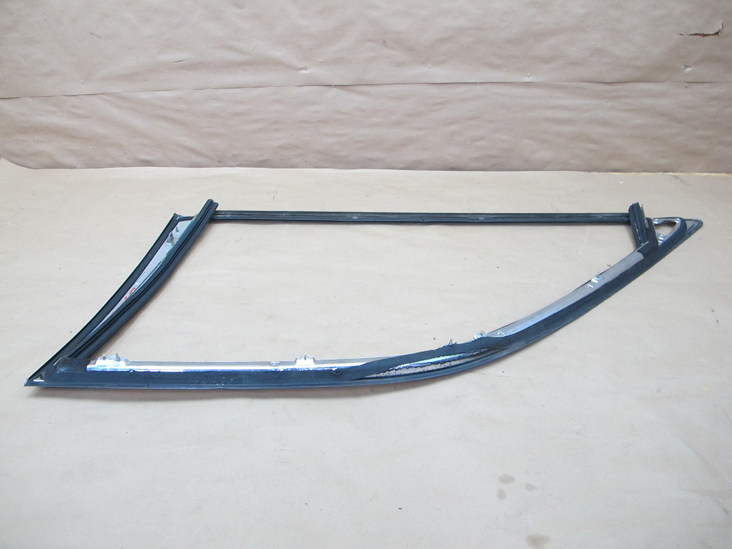 95-00 Lexus UCF20 LS400 Set of 2 Front Door Window Frame Trim Molding OEM