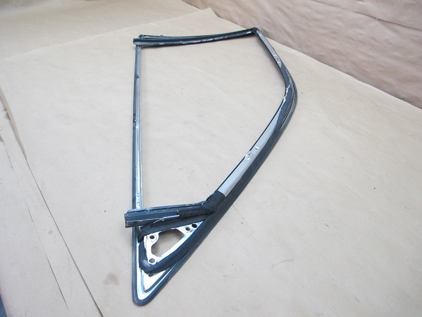 95-00 Lexus UCF20 LS400 Set of 2 Front Door Window Frame Trim Molding OEM