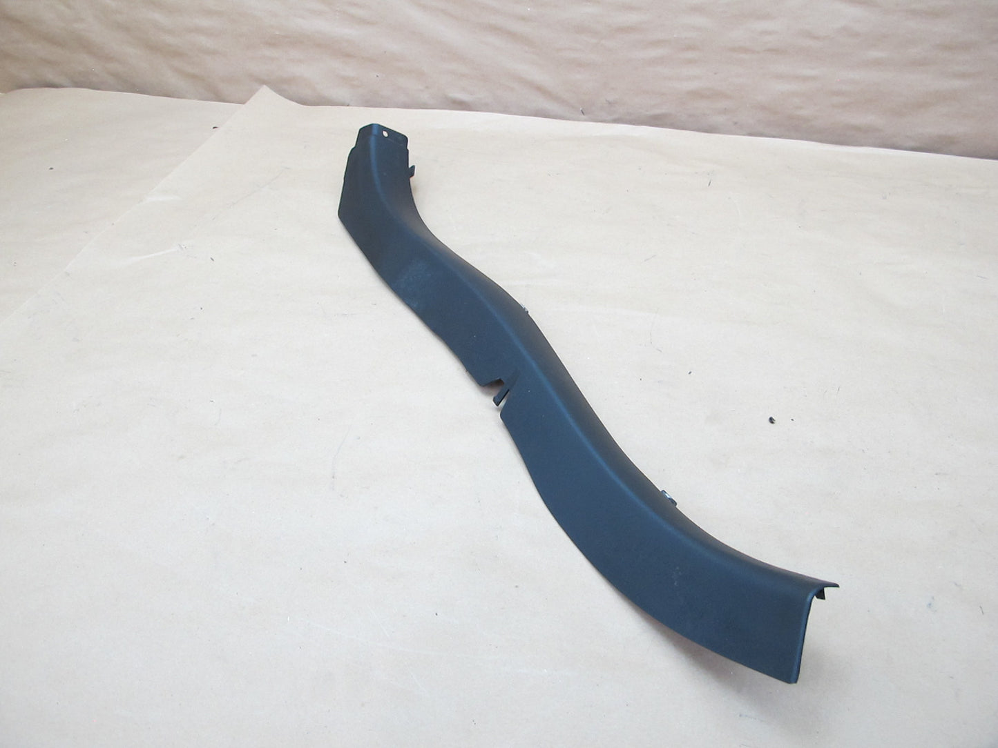95-00 Lexus UCF20L LS400 Set of 2 Rear Left Right Lower Quarter Trim Cover OEM