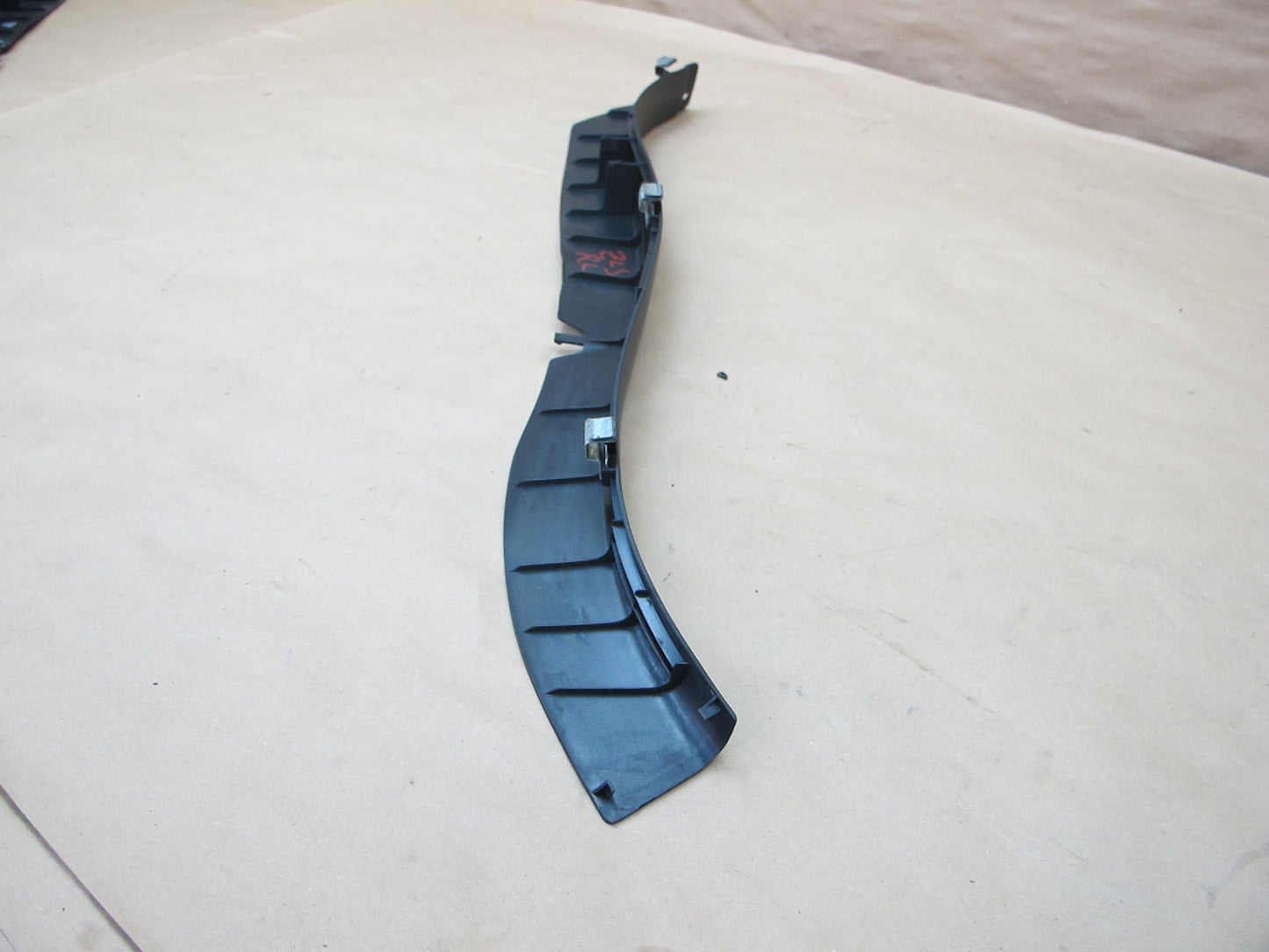 95-00 Lexus UCF20L LS400 Set of 2 Rear Left Right Lower Quarter Trim Cover OEM