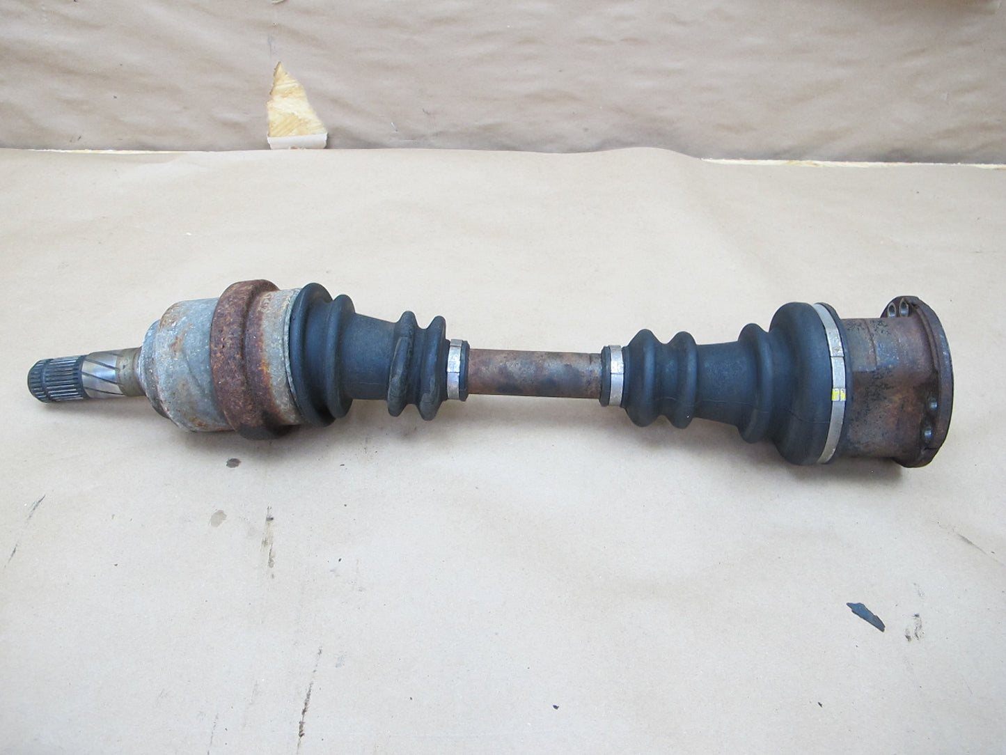 84-89 Nissan Z31 300ZX NON Turbo Rear Right Axle Shaft OEM