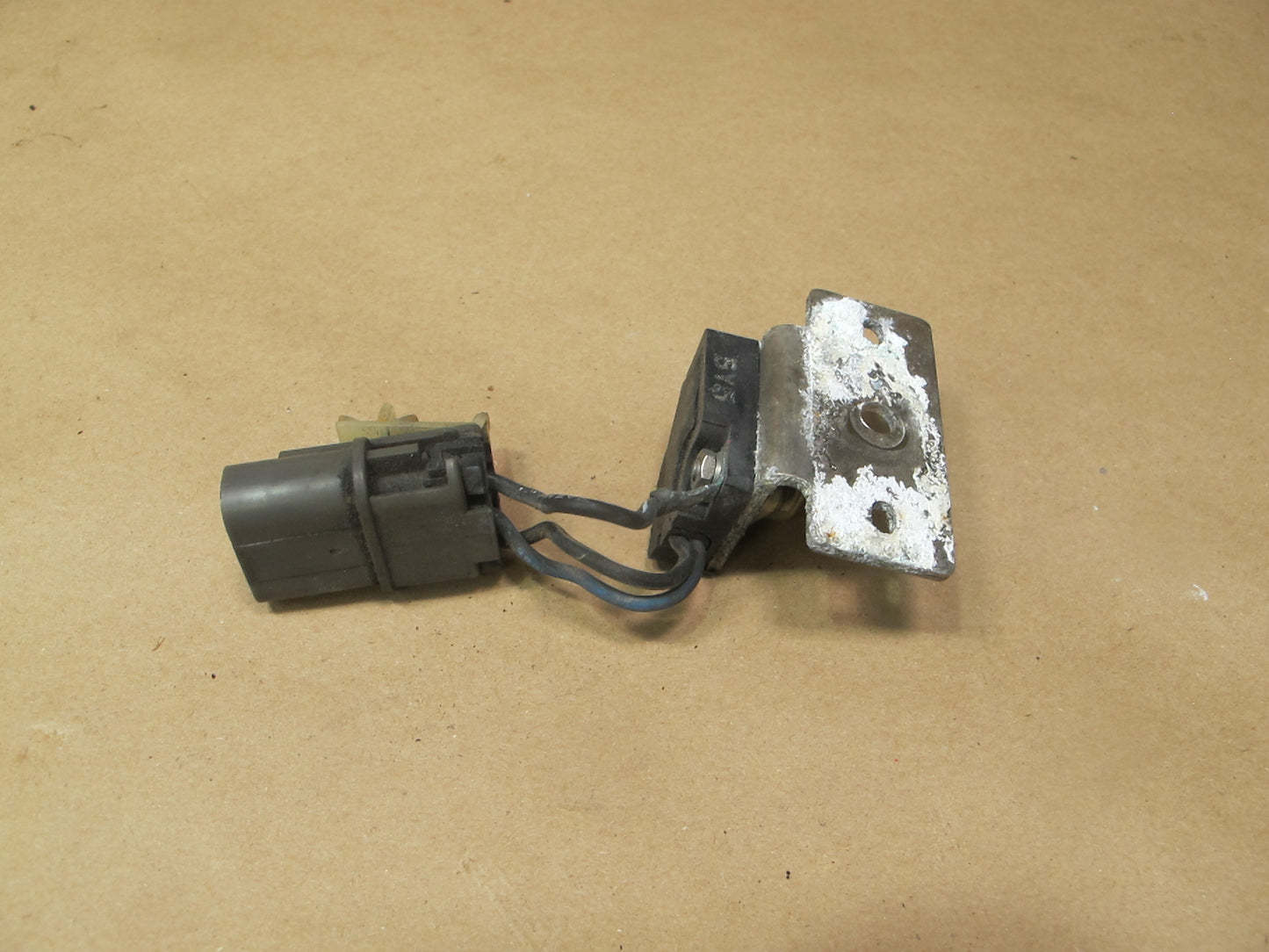 84-86 Nissan Z31 300ZX Ignition Module Transistor Unit OEM