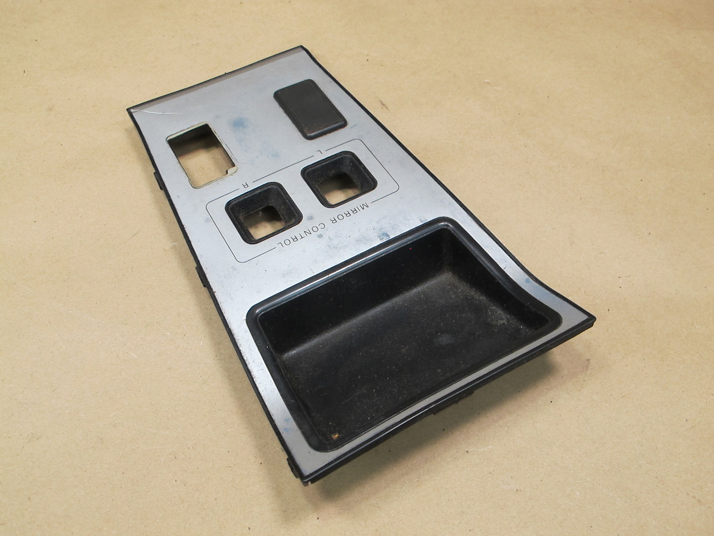 84-89 Nissan Z31 300ZX Center Console Trim Bezel Cover Panel 96932-01P00 OEM