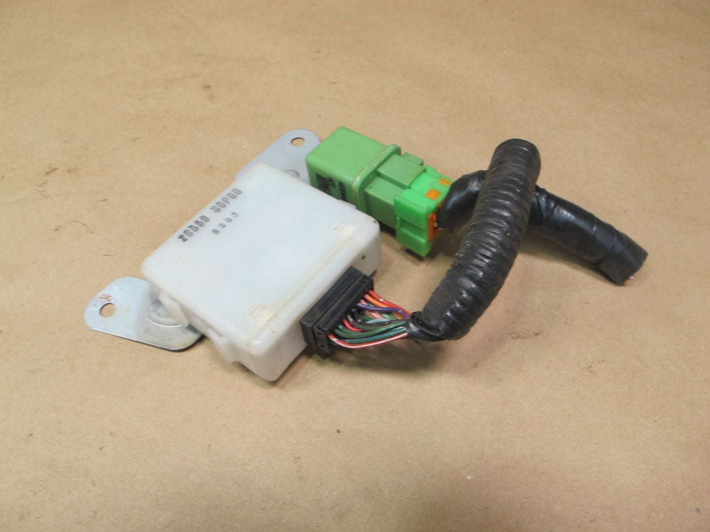 90-96 Nissan Z32 300ZX Wiper Timer Control Module 28550-30P00 OEM