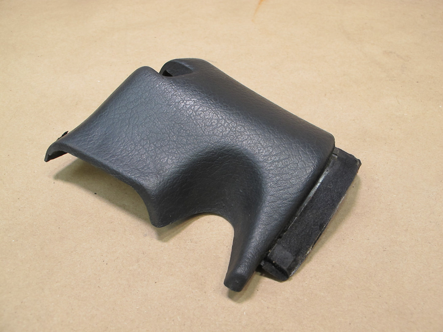 93-96 Nissan Z32 300ZX Convertible Set of 2 Rear Hatch END Trim Cover OEM