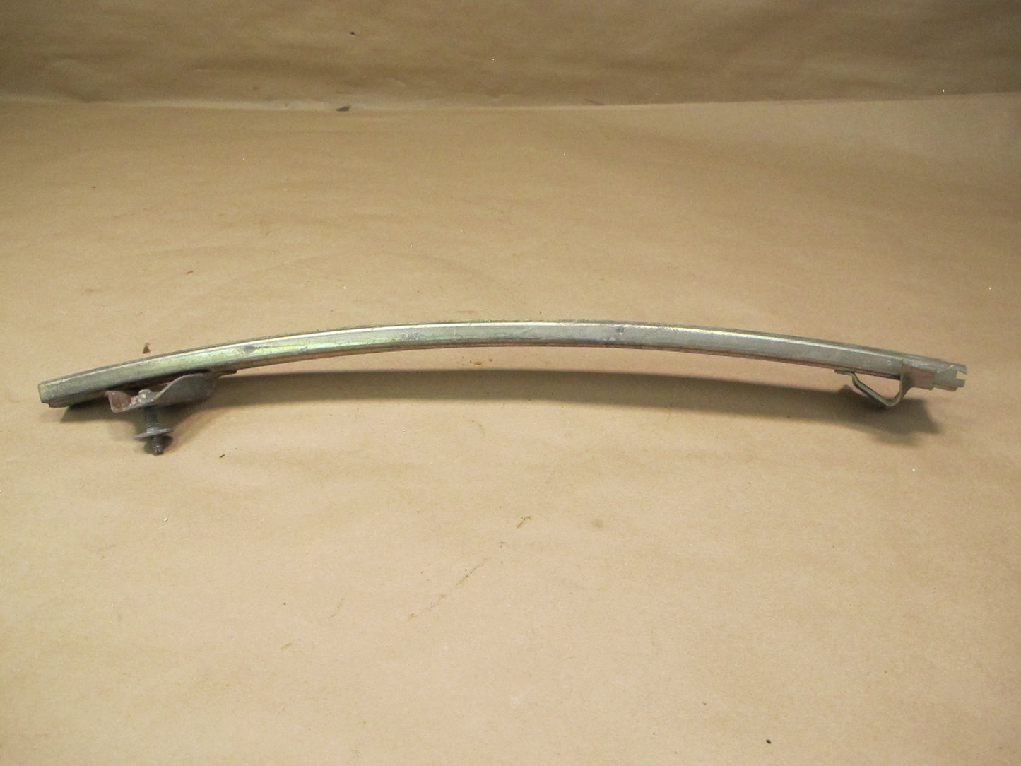 85-89 Nissan 300ZX Z31 2+0 Set of 2 Front Right Door Window Glass Guide OEM