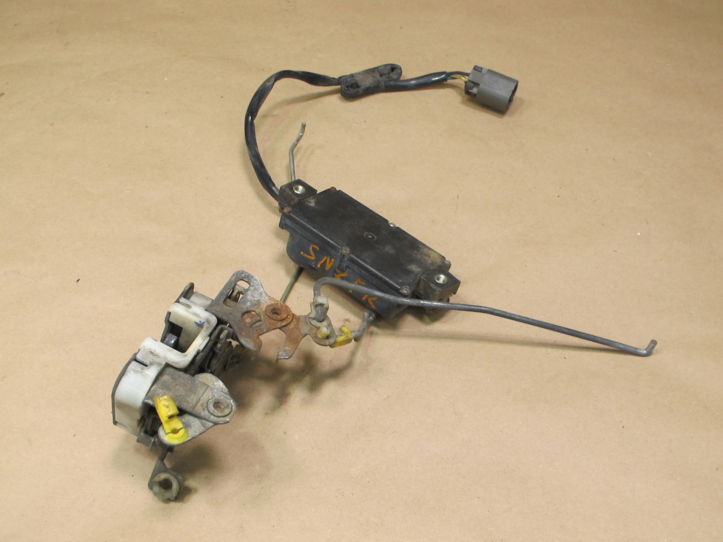 84-86 Nissan Z31 300ZX Front Right Passenger Door Lock Latch Actuator OEM