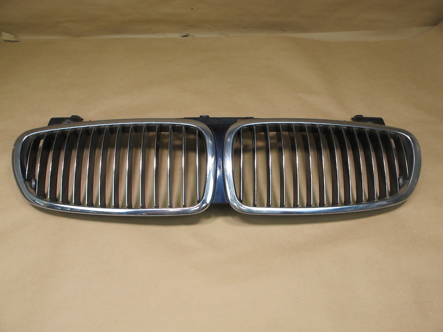 03-08 BMW E65 E66 7-SERIES Front Hood Chrome  Kidney Grille OEM