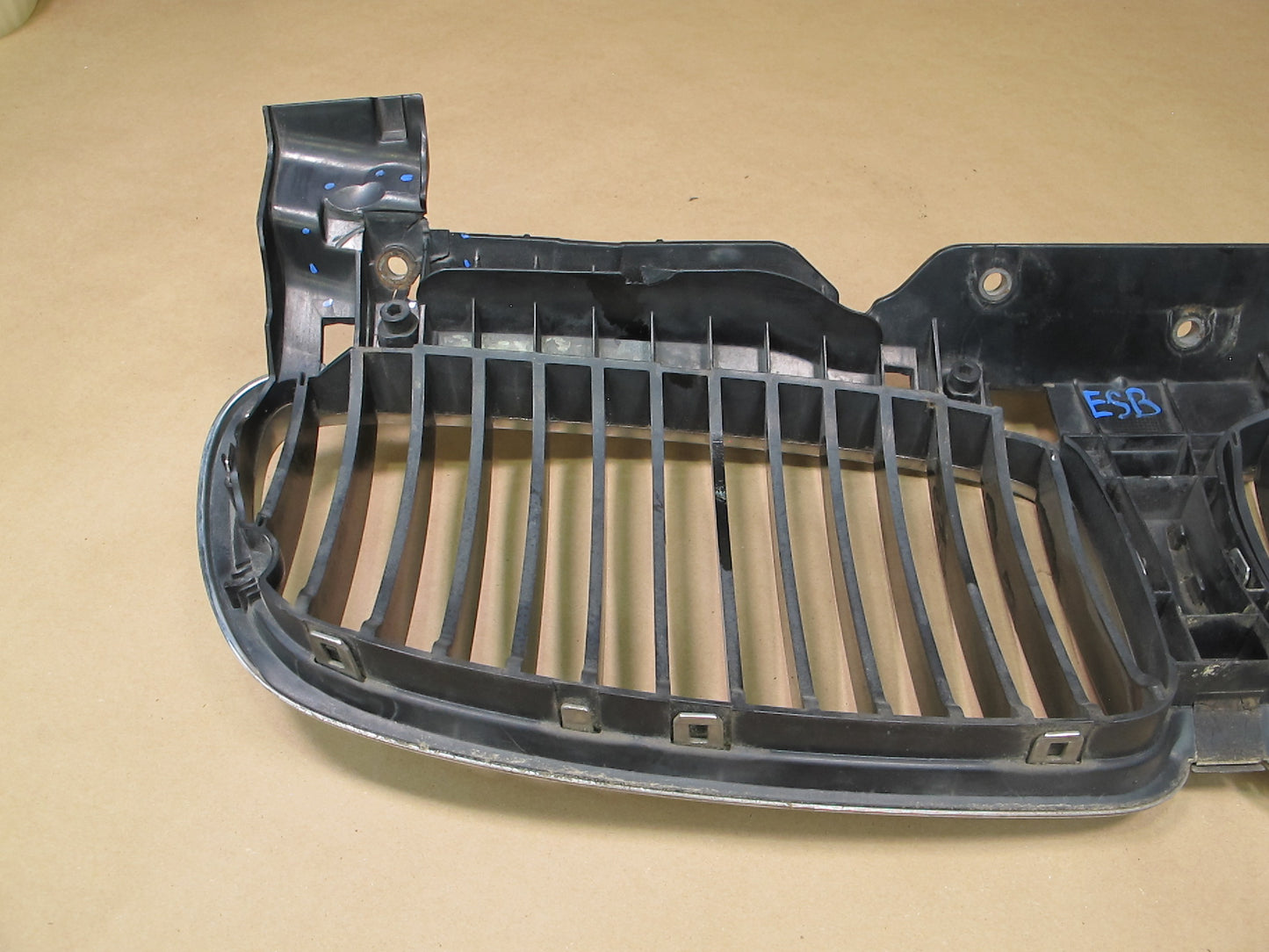 03-08 BMW E65 E66 7-SERIES Front Hood Chrome  Kidney Grille OEM