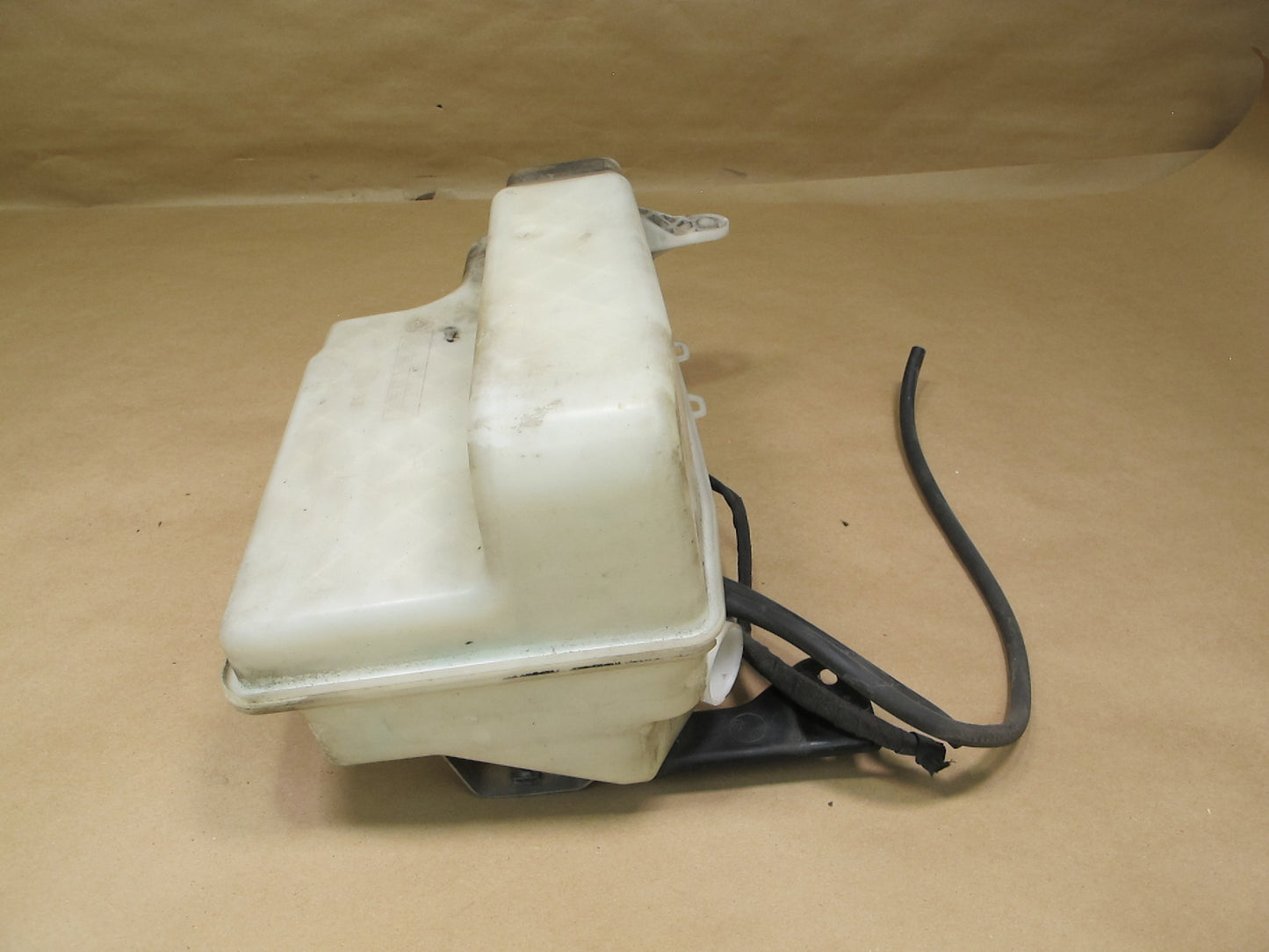 03-08 BMW E65 E66 7-SERIES Windshield Washer Fluid Reservoir Tank w Pumps OEM
