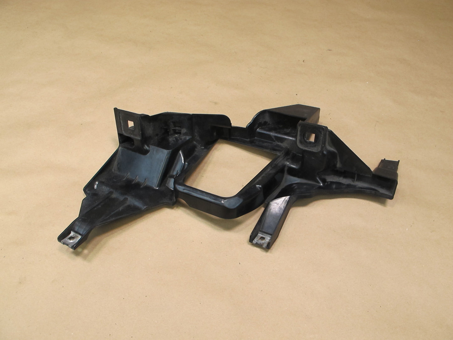 03-05 BMW E65 E66 7-SERIES Set of 2 Front Headlight Lamp  Bracket Support OEM