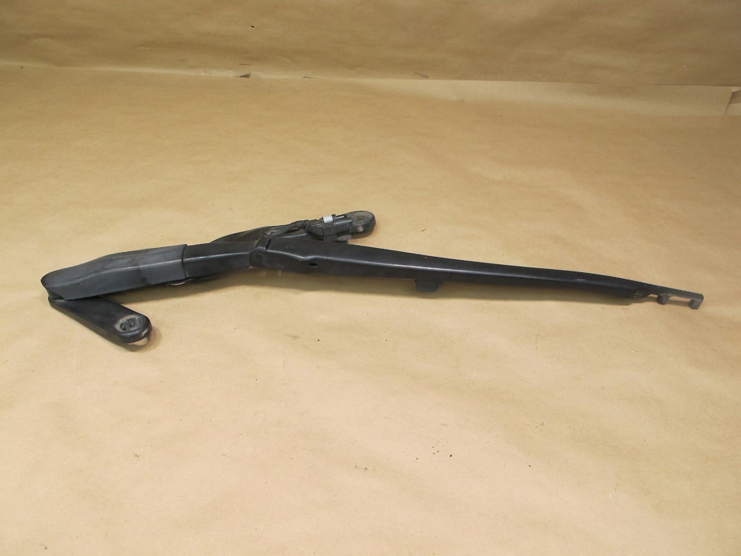 03-08 BMW E65 E66 7-SERIES Set of 2 Front Windshield Wiper Arm OEM