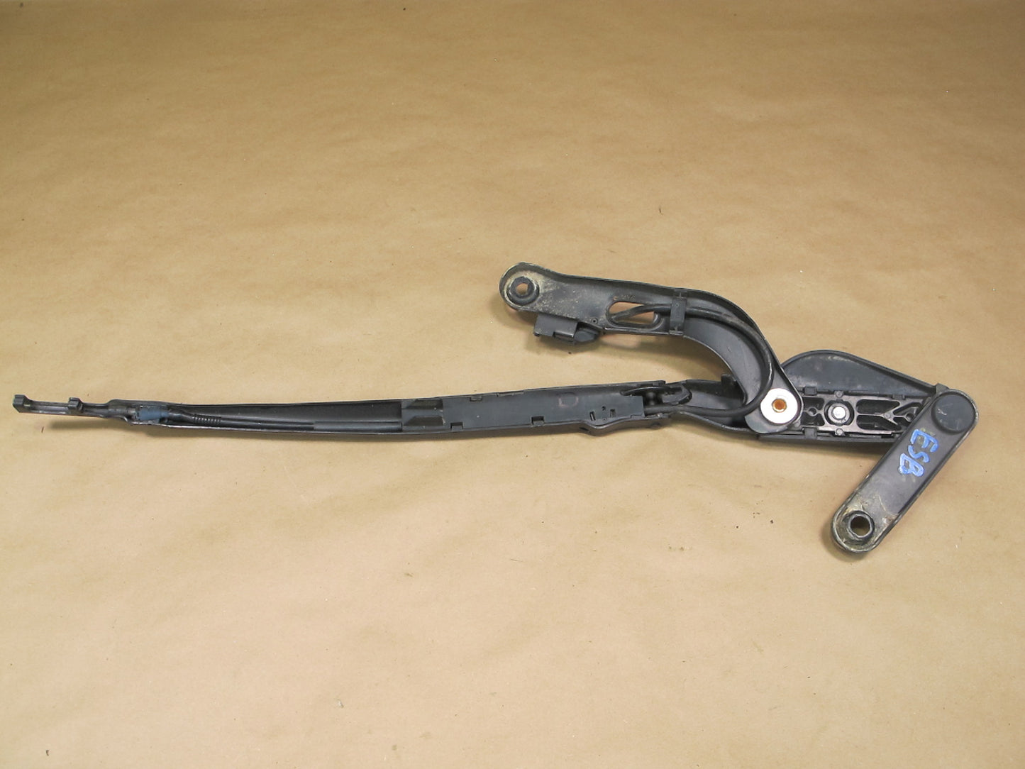 03-08 BMW E65 E66 7-SERIES Set of 2 Front Windshield Wiper Arm OEM