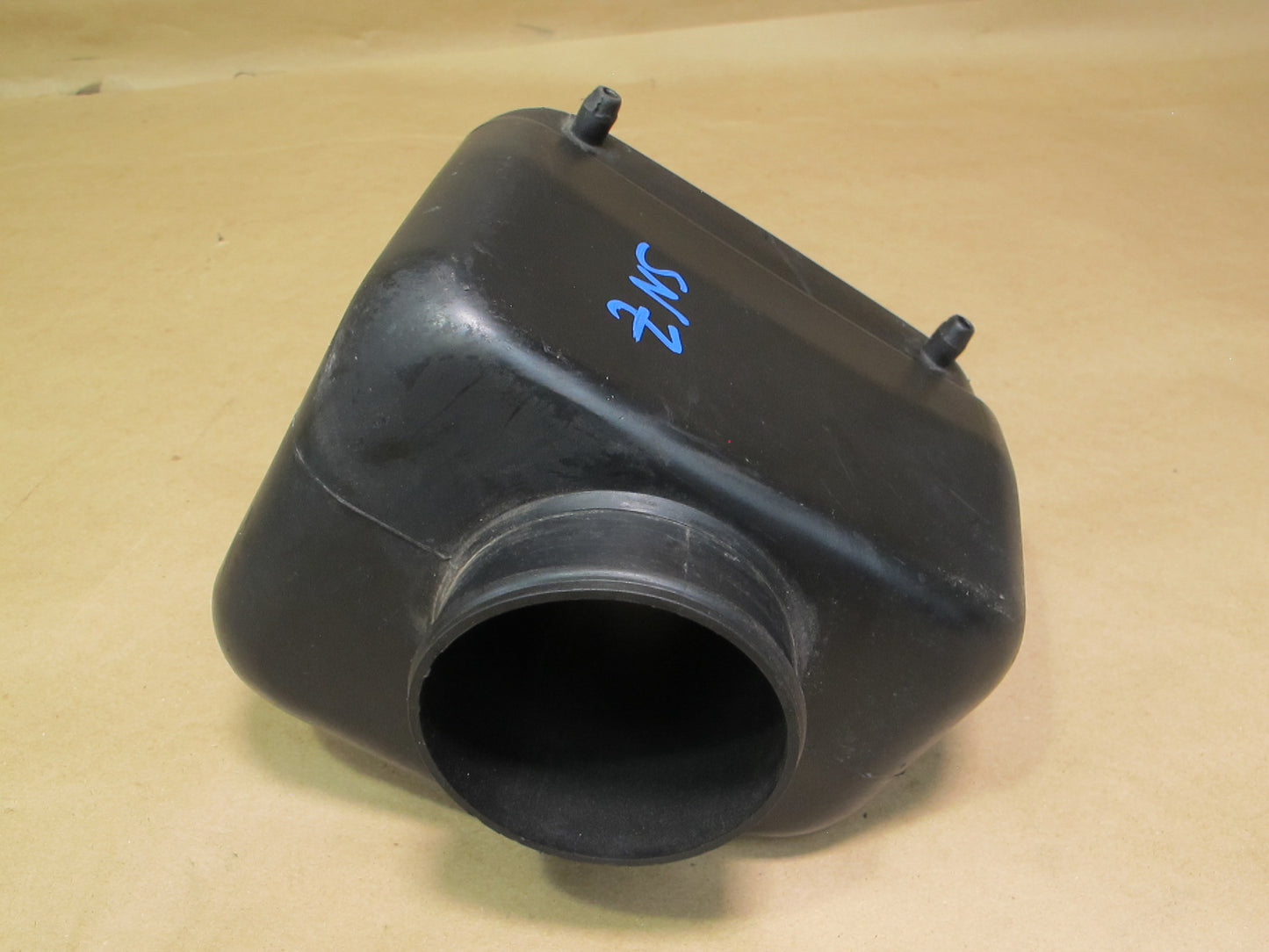 85-89 Nissan Z31 300ZX NON Turbo Air Intake Resonator 16580-01P00 OEM