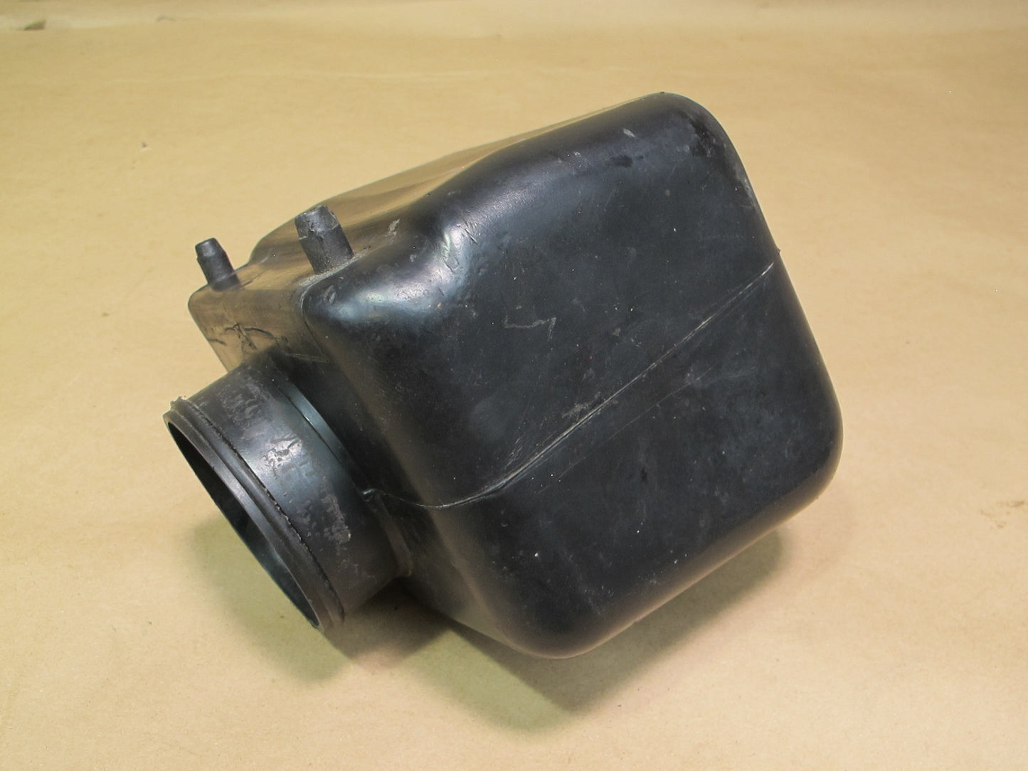 85-89 Nissan Z31 300ZX NON Turbo Air Intake Resonator 16580-01P00 OEM