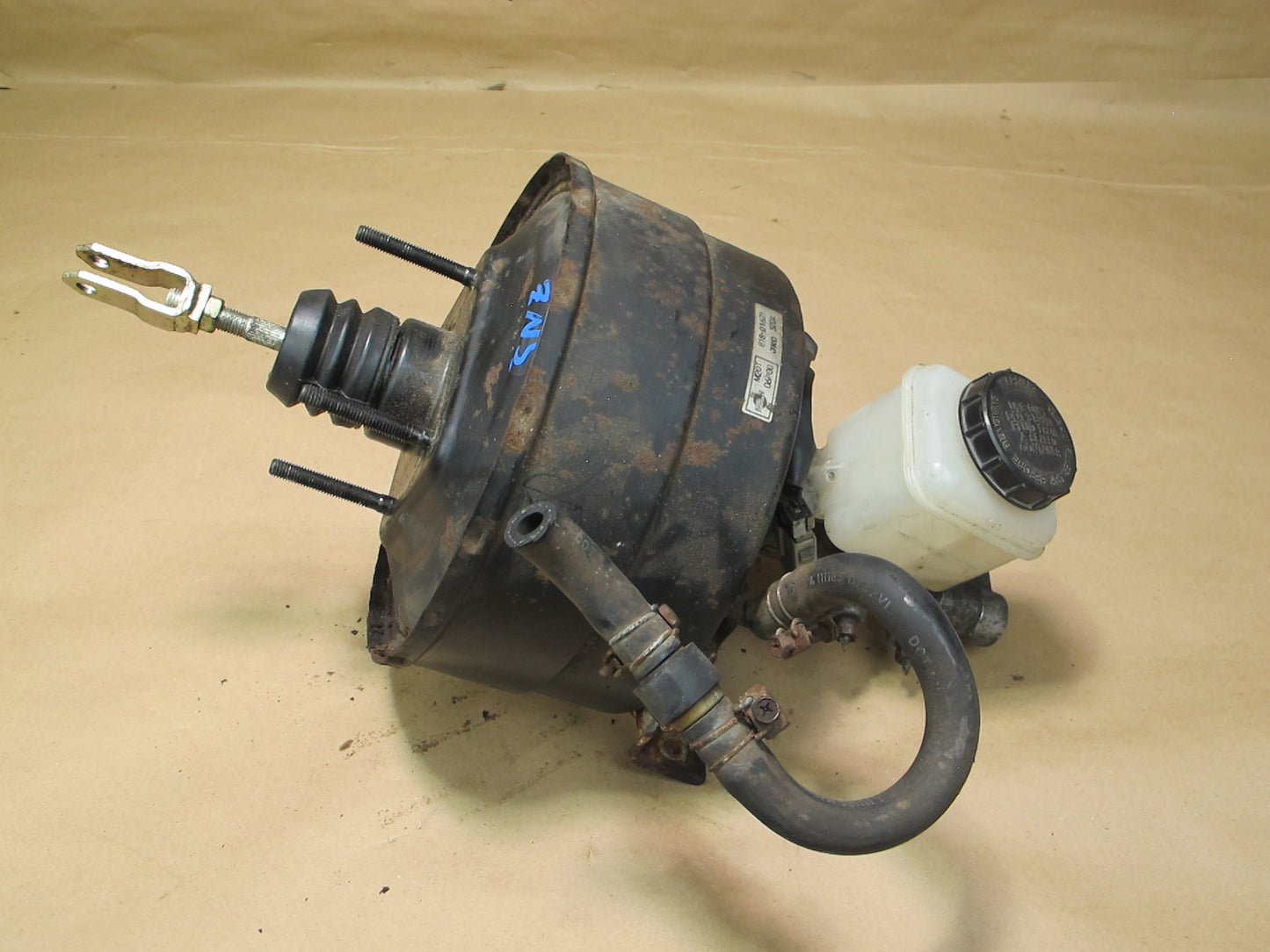 84-86 Nissan Z31 300ZX Brake Master Cylinder Booster Fluid Reservoir OEM