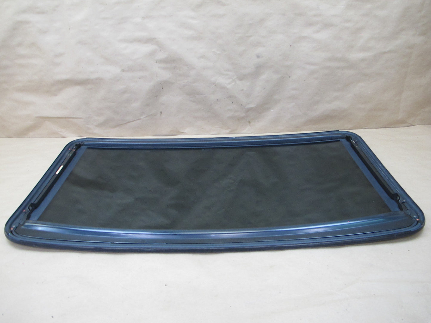 2003-2009 Hummer H2 Front Upper Sunroof Glass Window Panel