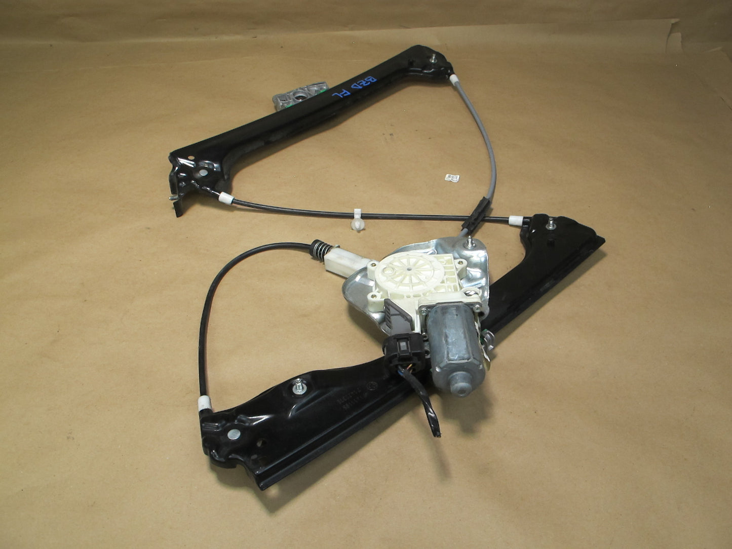 04-06 BMW E86 E85 Z4 Left Driver Door Window Regulator w Motor OEM