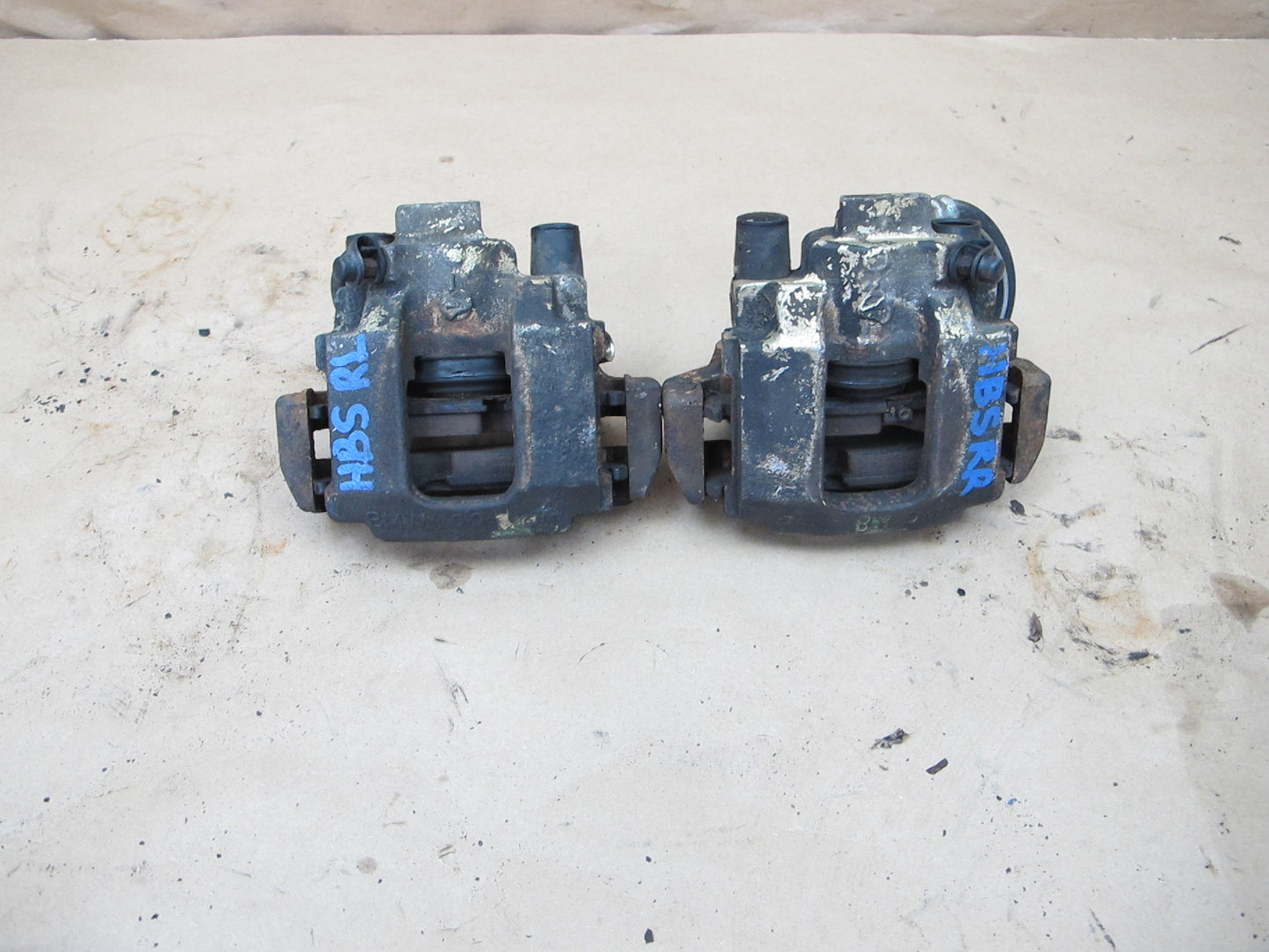 83-89 BMW E24 6-SERIES Rear Left & Right Side Brake Caliper W/ Pad OEM