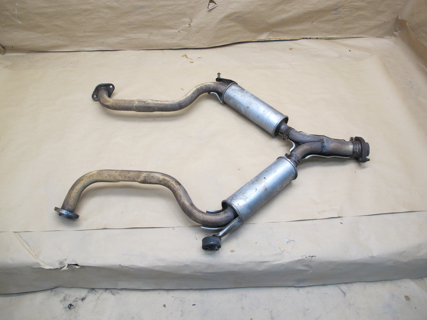 92-97 Lexus UZZ30 SC400 Front Exhaust Pipe Resonator OEM