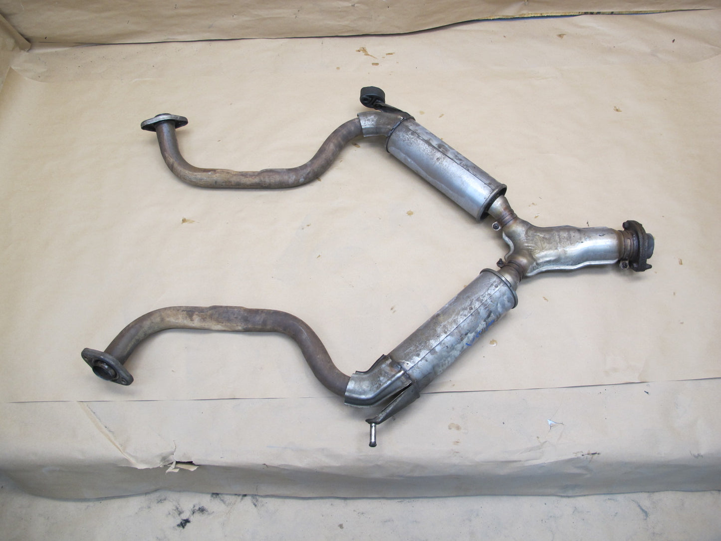 92-97 Lexus UZZ30 SC400 Front Exhaust Pipe Resonator OEM