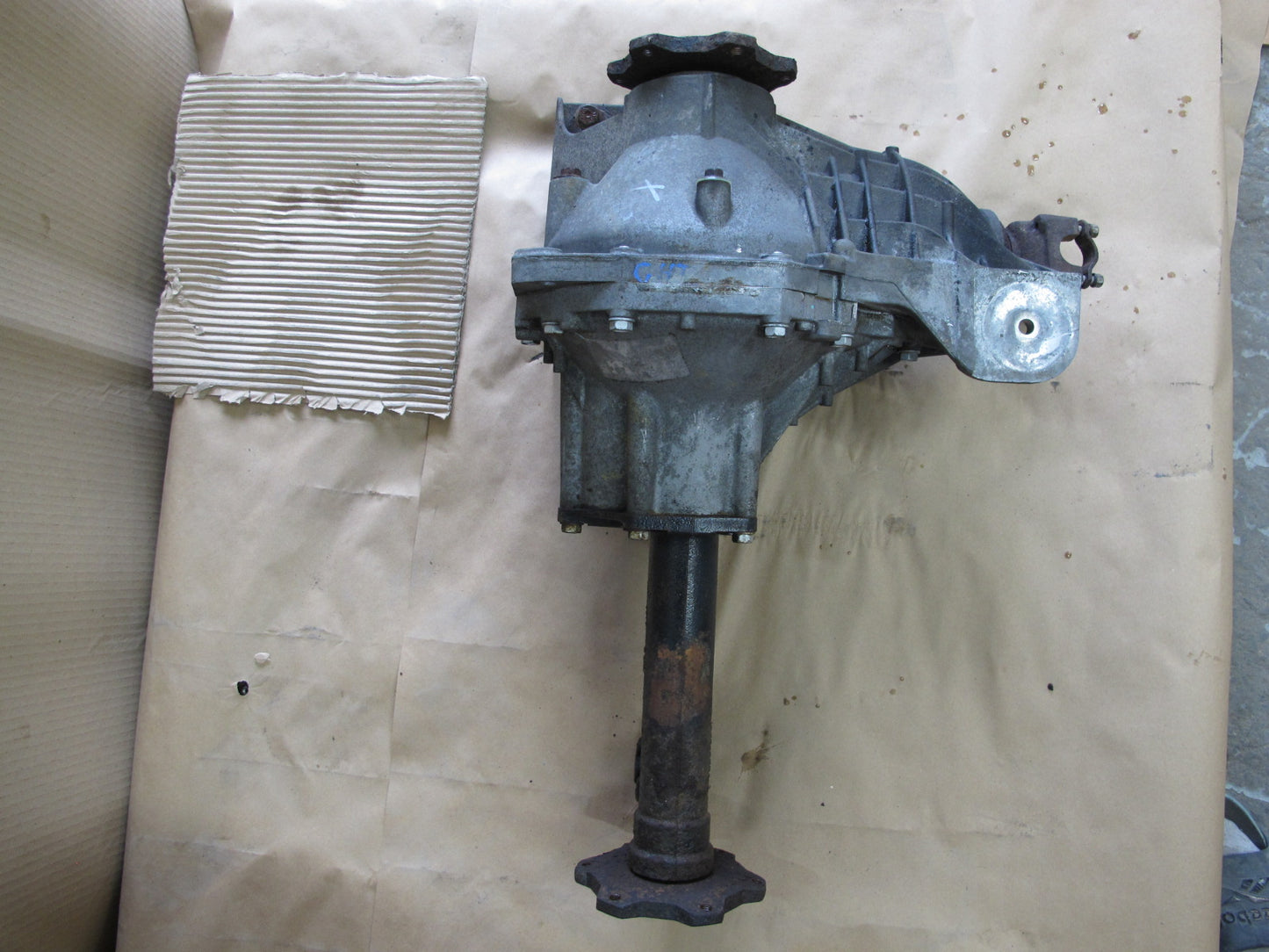 2008-2009 Hummer H2 4WD 4x4 Front Differential Carrier 3.73 Ratio 133k Miles