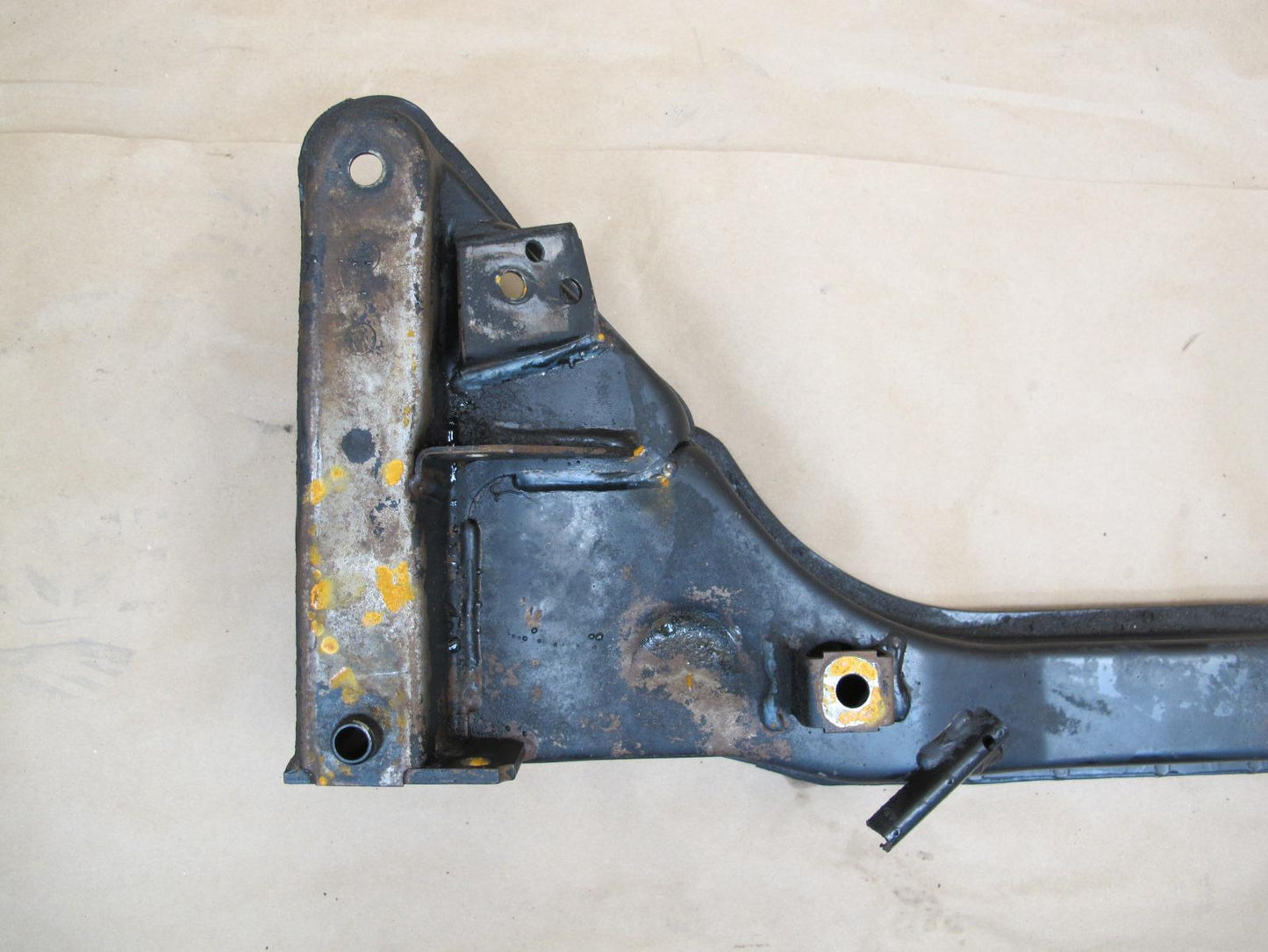 83-87 BMW E24 E28 Front Suspension Crossmember Subframe Axle Support OEM