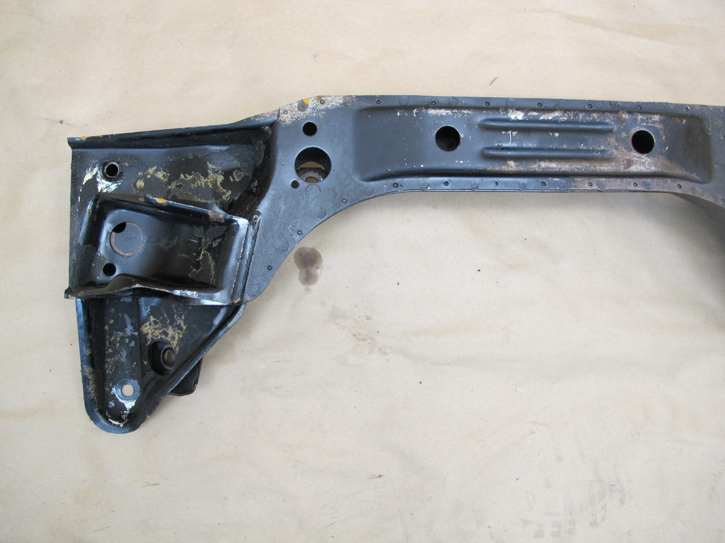 83-87 BMW E24 E28 Front Suspension Crossmember Subframe Axle Support OEM