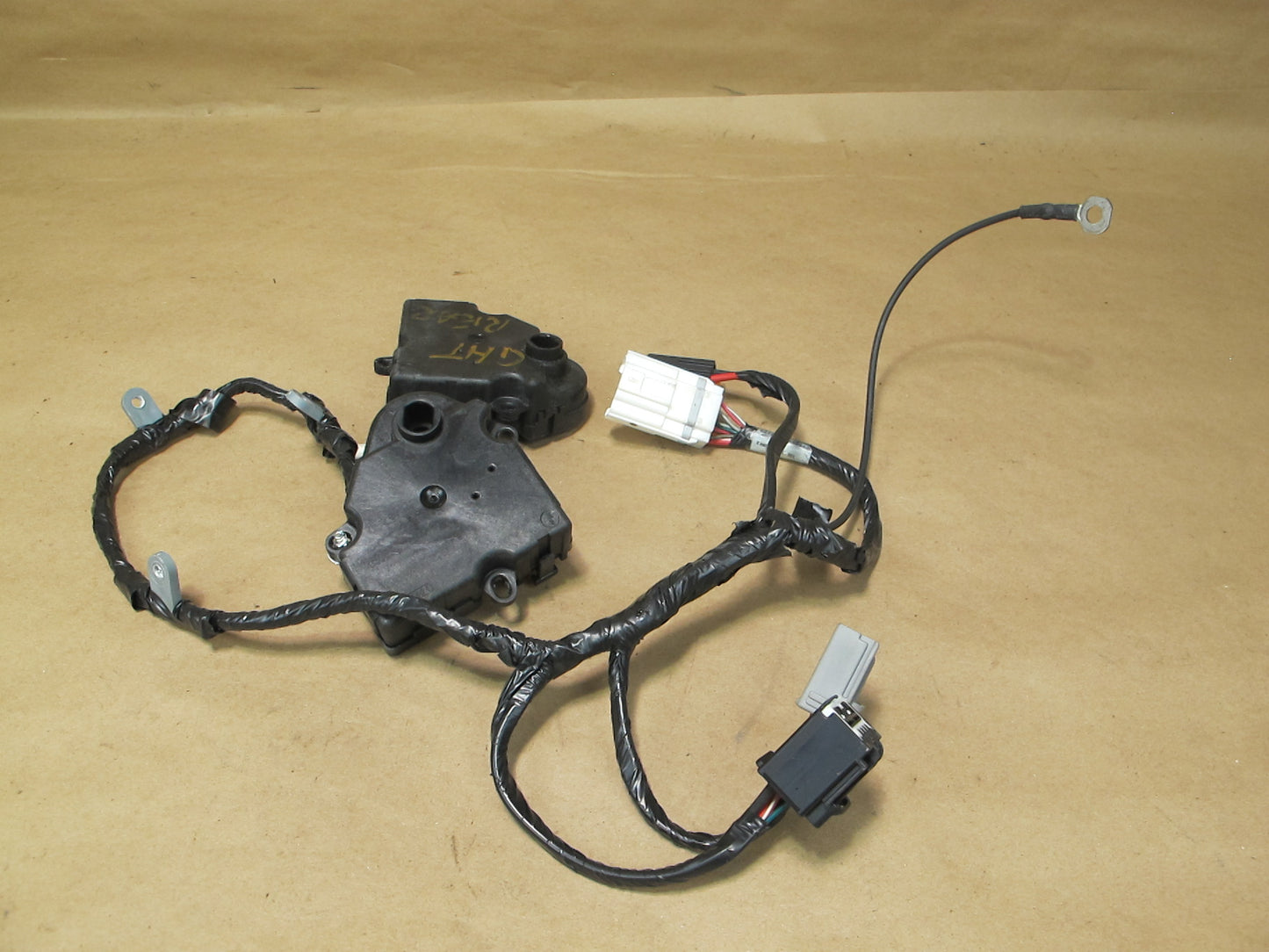 2003-2009 Hummer H2 Hvac A/C Air Heater Door Flap Actuator Motor W/ Wire Set