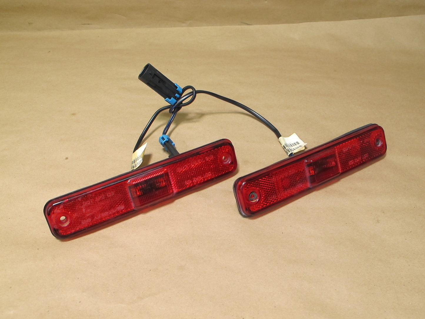 2003-2009 Hummer H2 Rear Left & Right Side Quarter Panel Marker Lamp Light Set