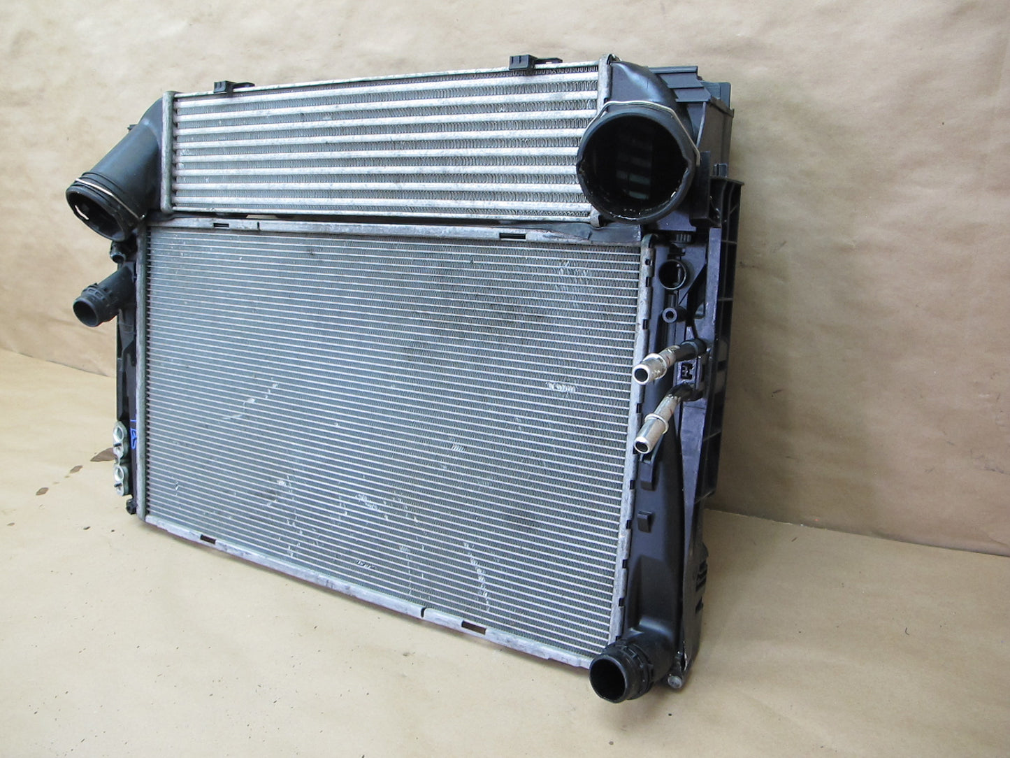 07-13 BMW E90 E92 E93 335i 335xi A/T Radiator A/C Condenser Oil Cooler Fan OEM