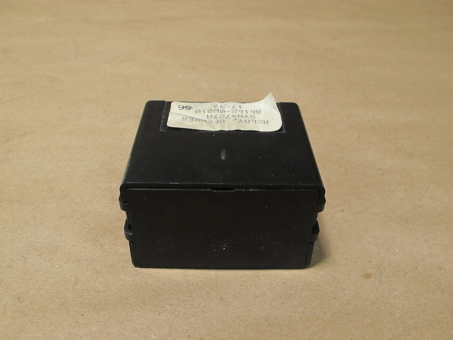 92-00 Lexus UZZ30 SC300 SC400 Phone Speaker Relay Module 86162-0W010 OEM