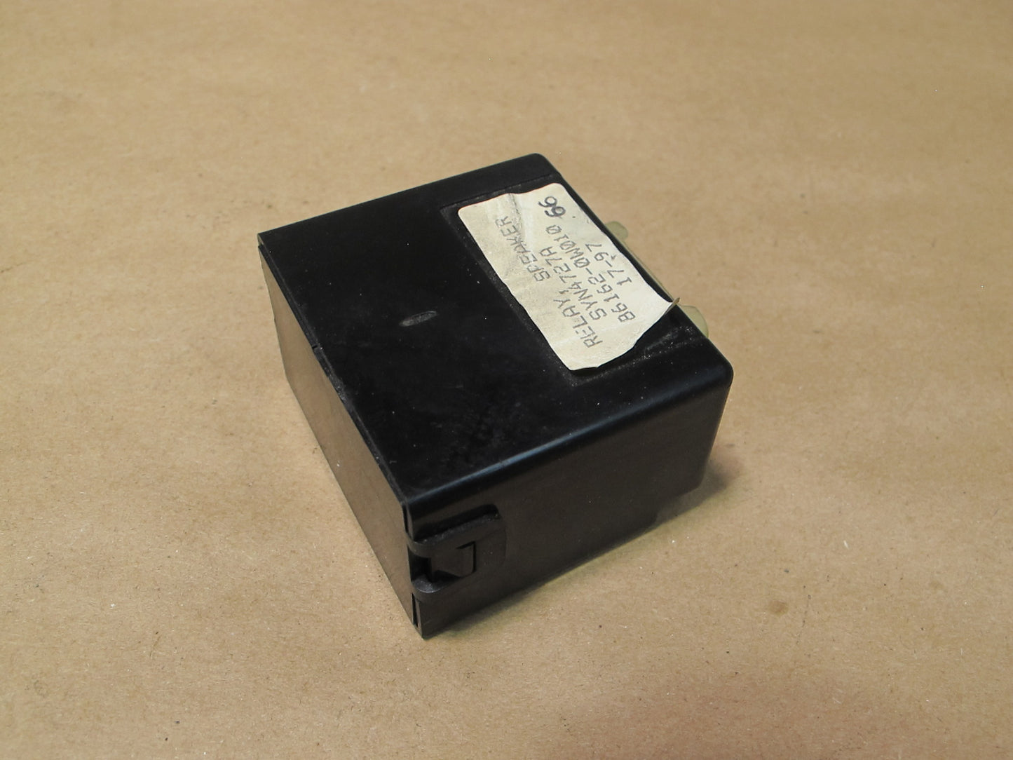 92-00 Lexus UZZ30 SC300 SC400 Phone Speaker Relay Module 86162-0W010 OEM