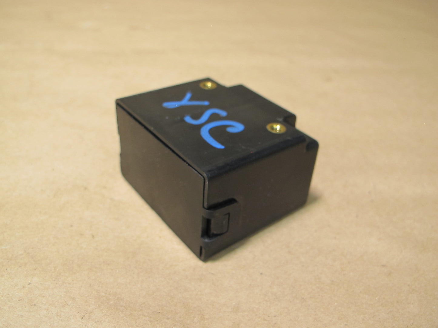 92-00 Lexus UZZ30 SC300 SC400 Phone Speaker Relay Module 86162-0W010 OEM