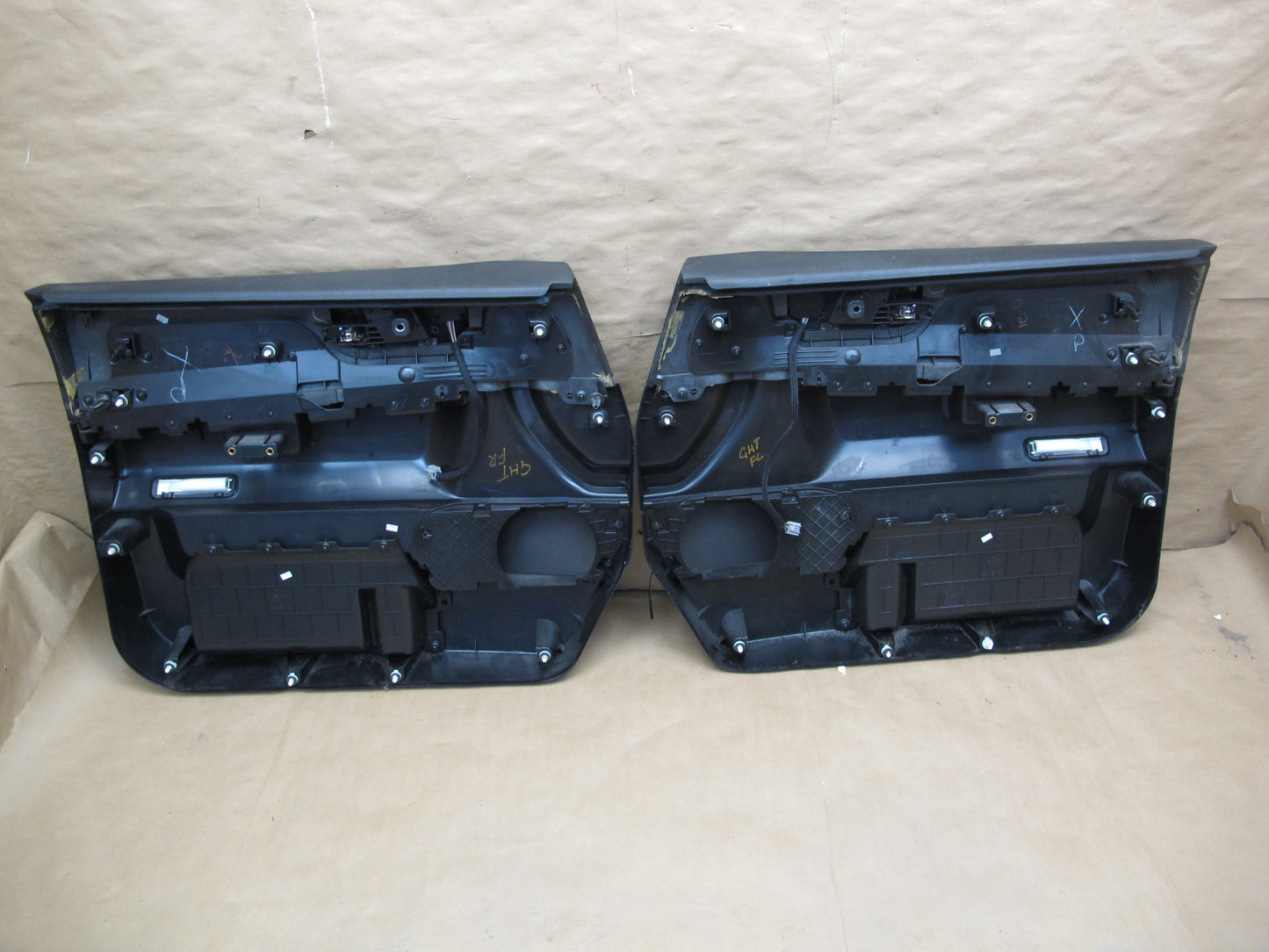 2008-2009 Hummer H2 Front Left & Right Door Interior Trim Cover Panel Set of 2