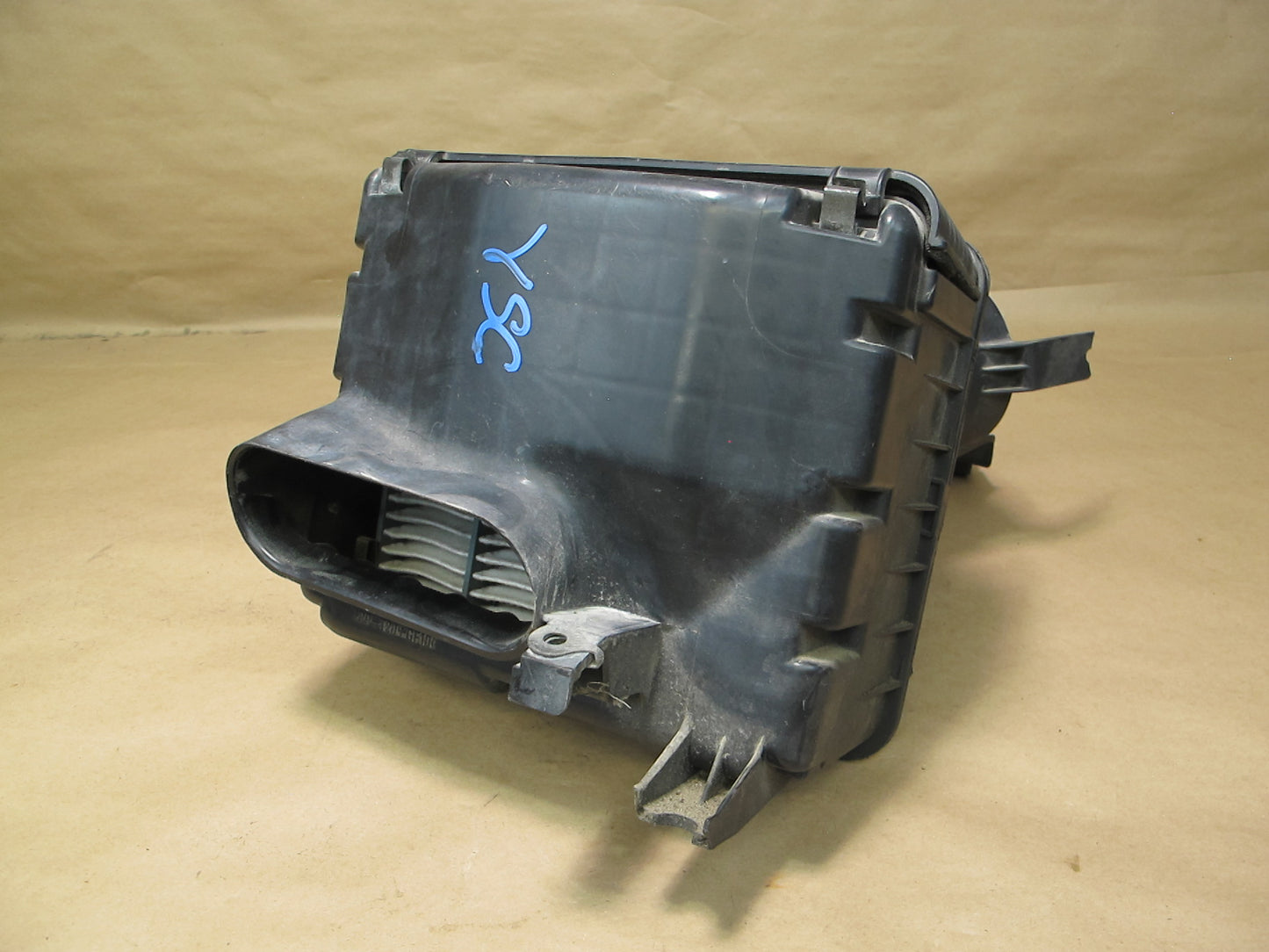 96-97 Lexus UZZ30 SC400 Air Intake Cleaner Filter Box 114000-8600 OEM